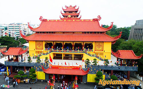 Việt Nam Quốc Tự - Q.10